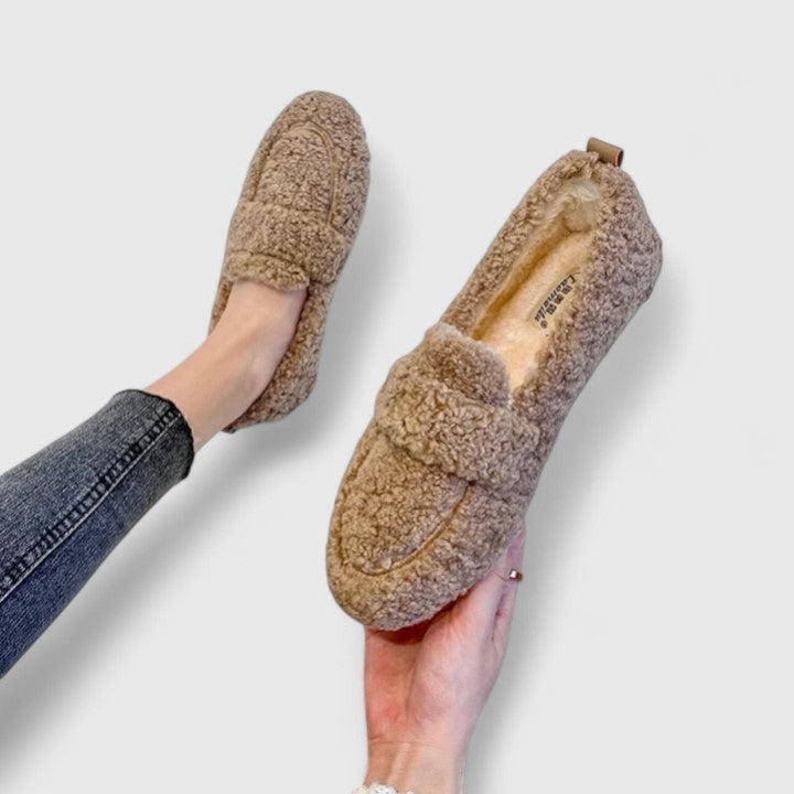 Solenne – Warme Slippers met Elegant Design