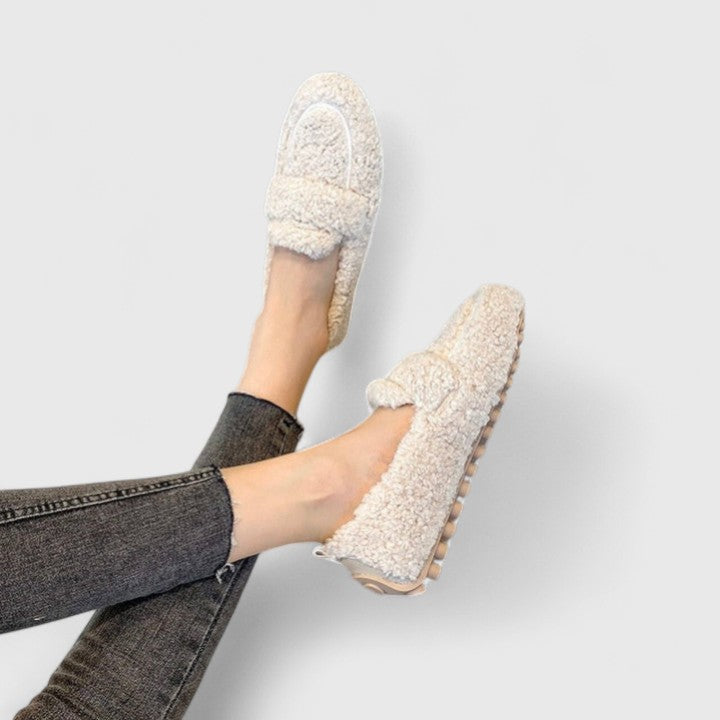 Solenne – Warme Slippers met Elegant Design