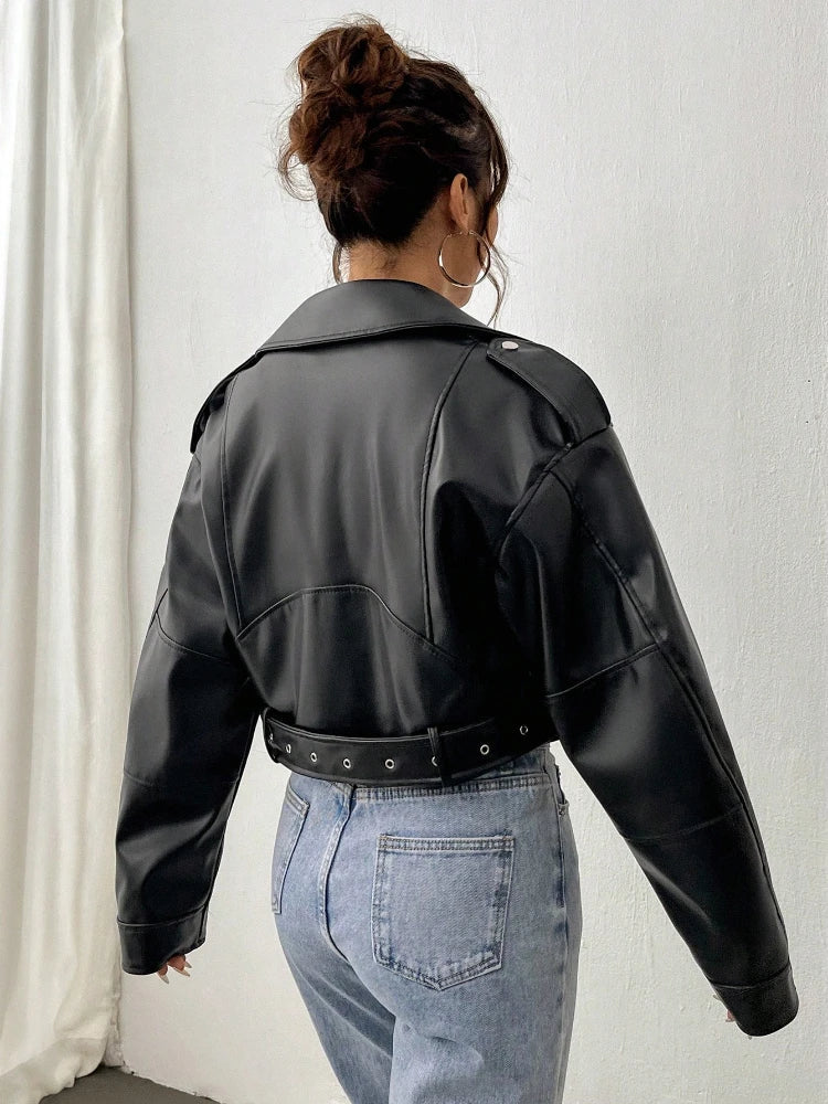 Yasmine | Elegante en krachtige blazer