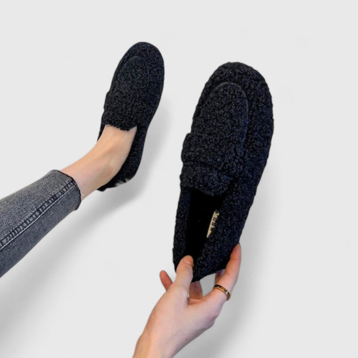Solenne – Warme Slippers met Elegant Design