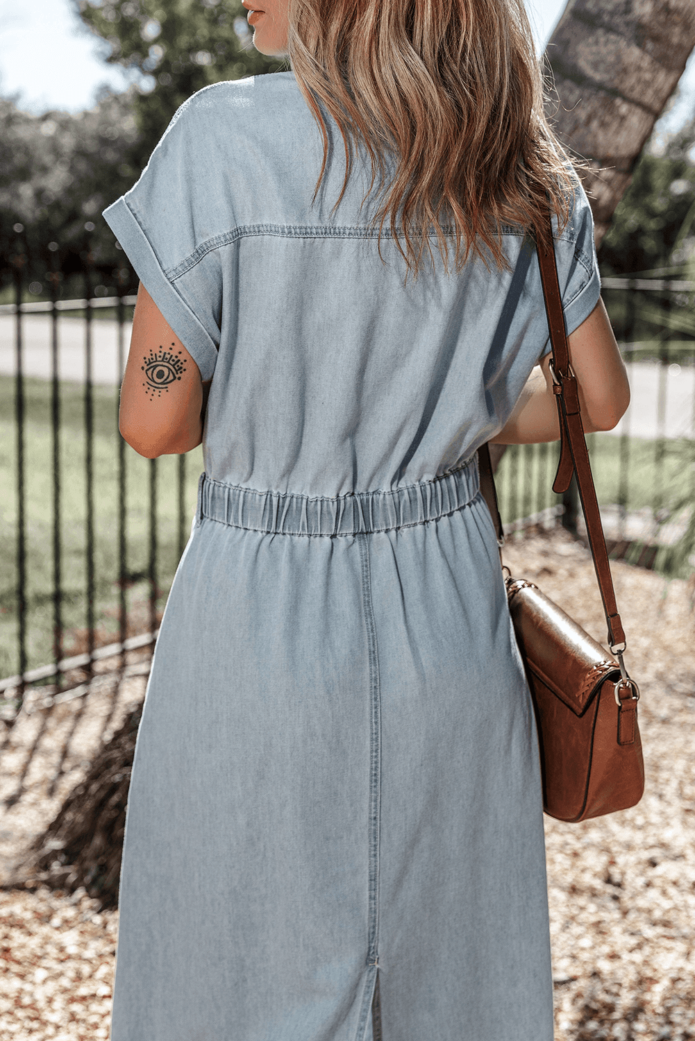 Isabeau | Denimjurk met Elegante, Korte Vleermuismouwen