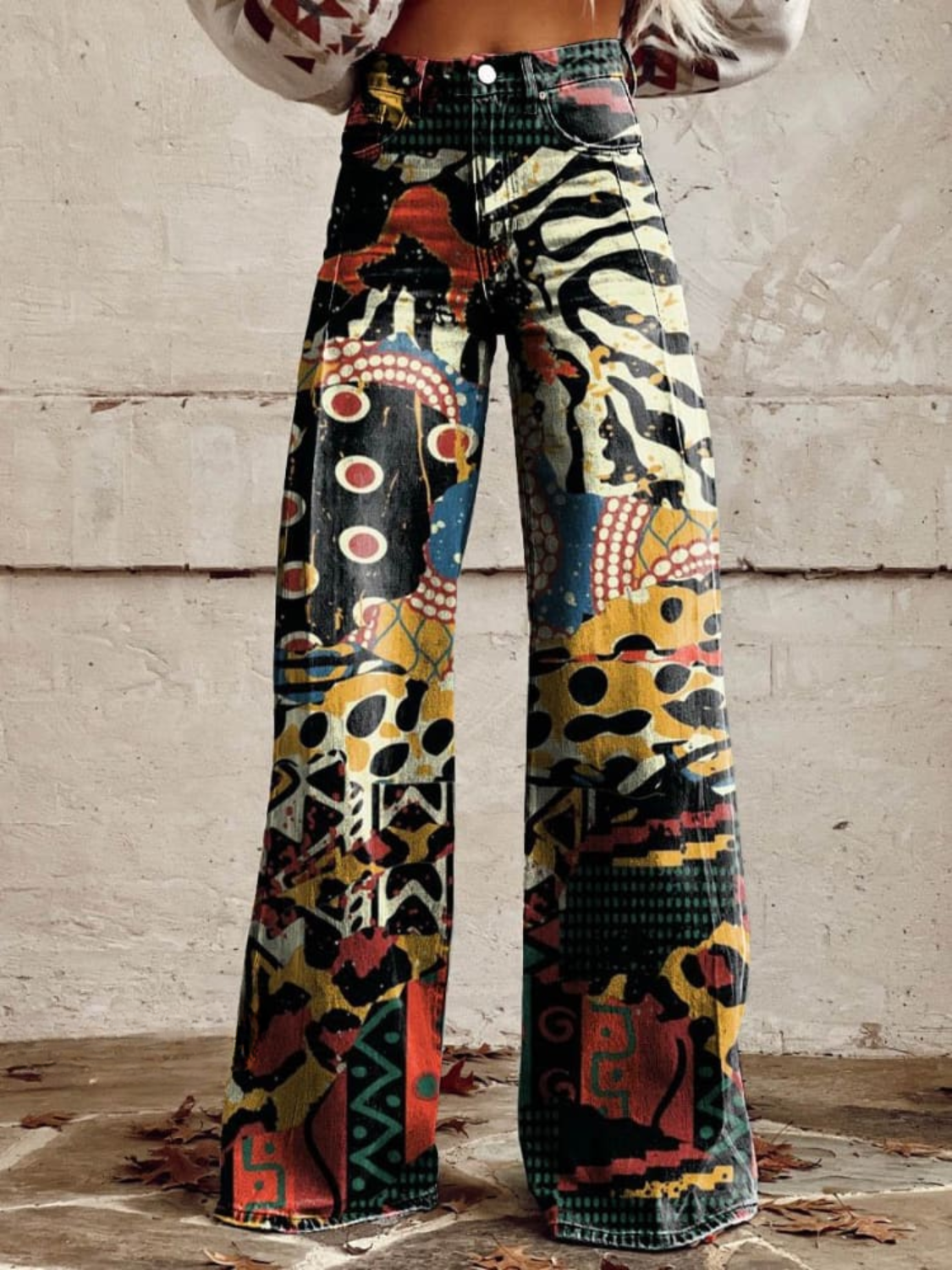 Leona | Wijde Spijkerbroek met Tribal Kunstprint