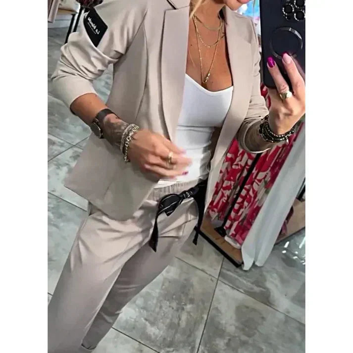 Deborah | Blazer met Bijpassende Pantalon