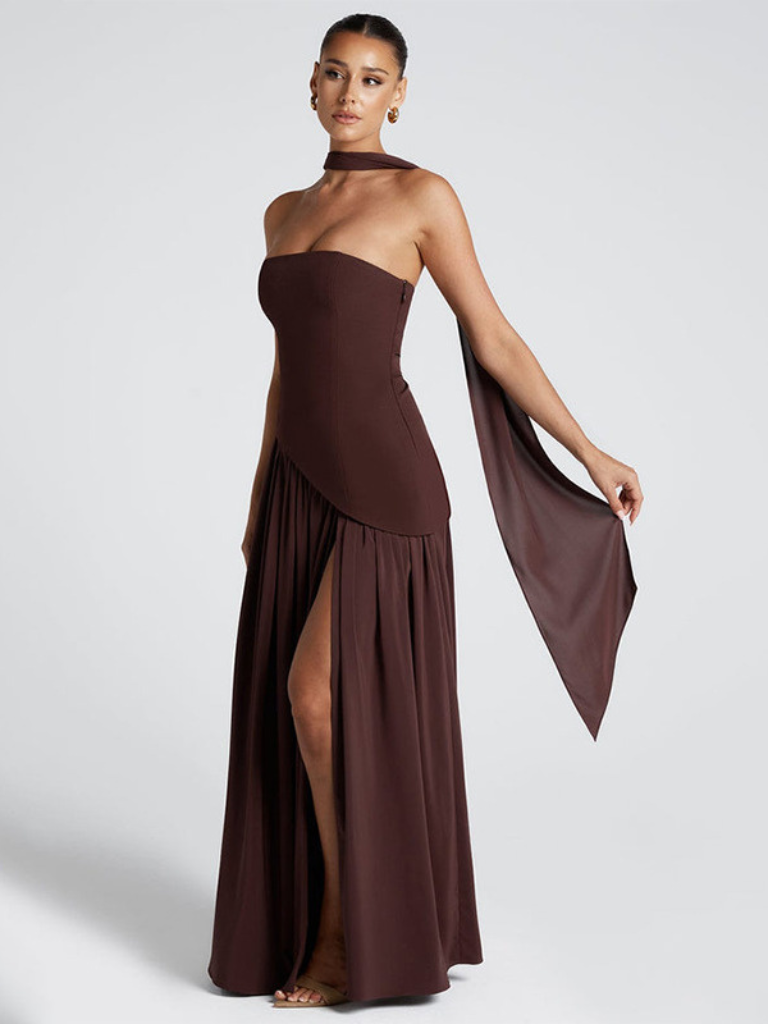 Alessia | Asymmetrische Jurk met Choker