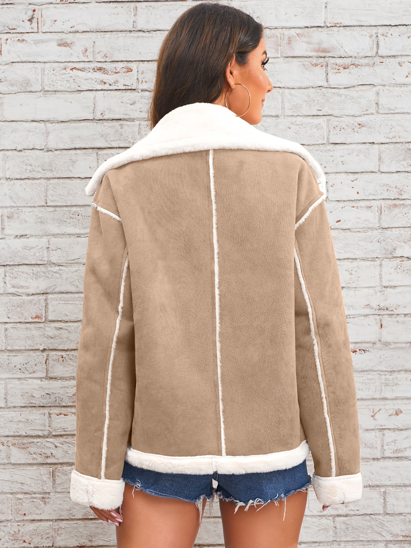 Revers pluche jas