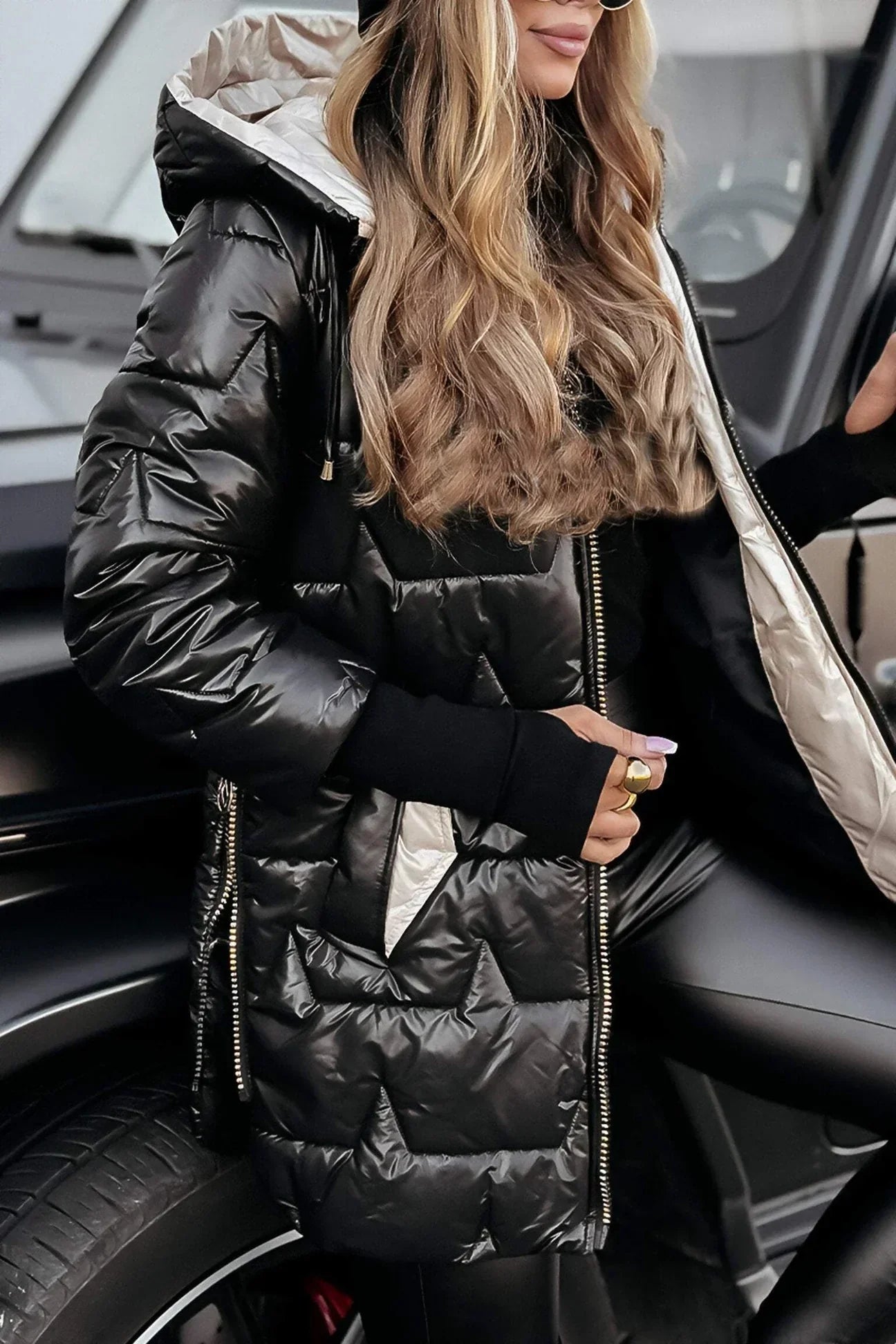 Noor – Elegante Winterjas met Capuchon