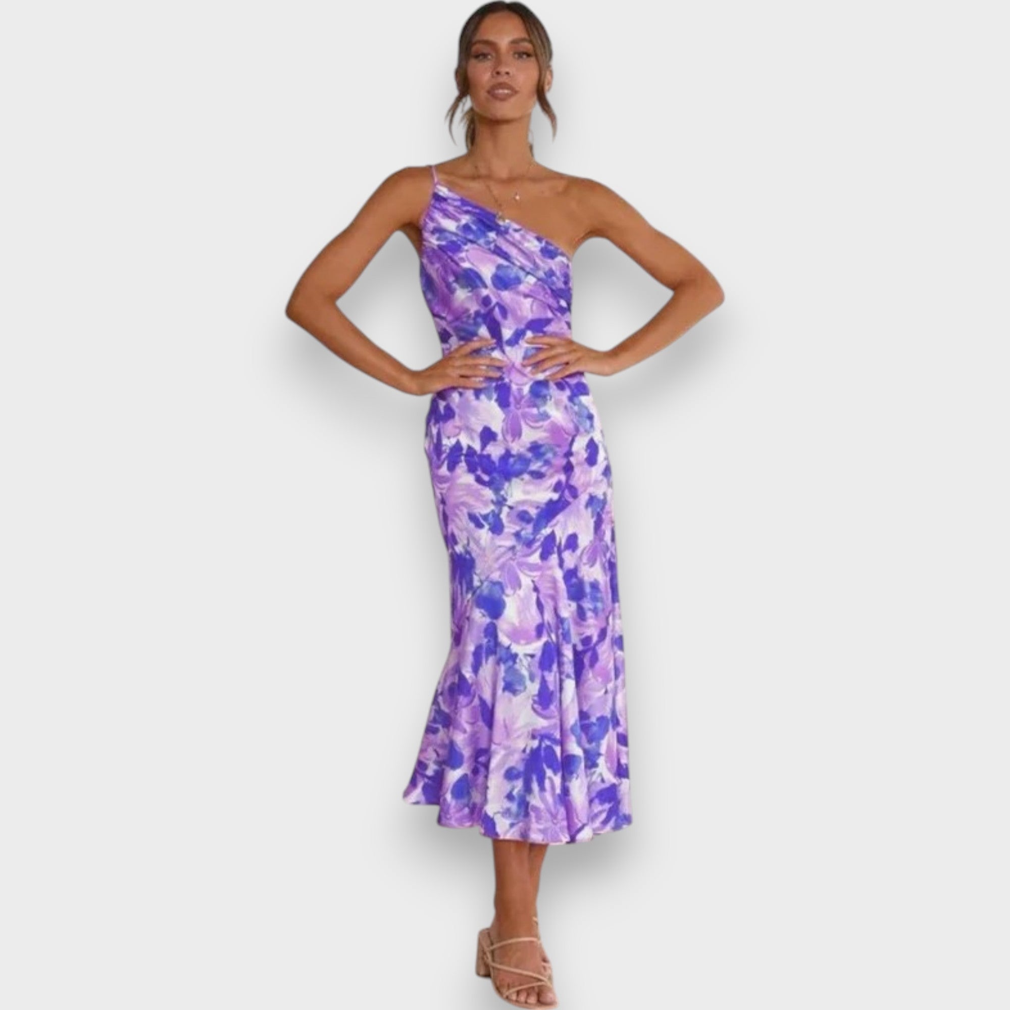 Celie | Eenvoudige Bloemige One-Shoulder Jurk